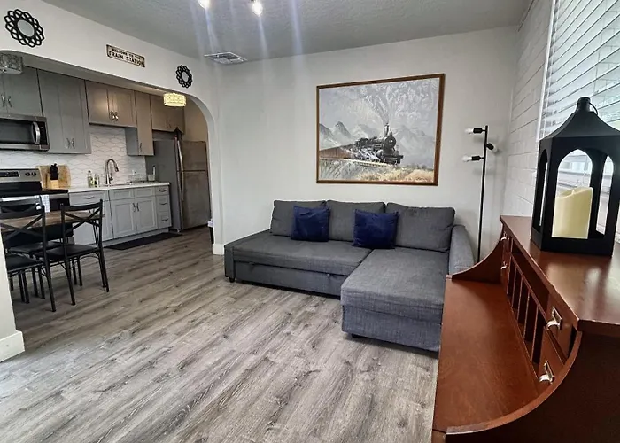 Apartment Downtown Oasis Steps To Main St